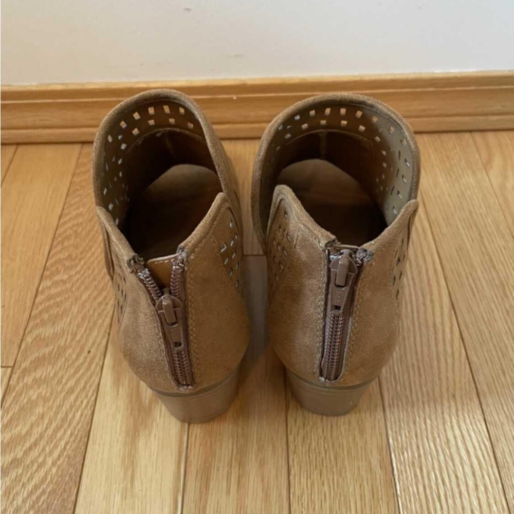 Euro Soft Open Toe 8.5 Booties - Picture 3 of 6